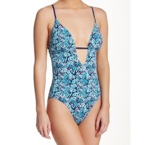 🌼FOR BUNDLE ONLY 🌼Tart Amaris one piece swimsuit🐬